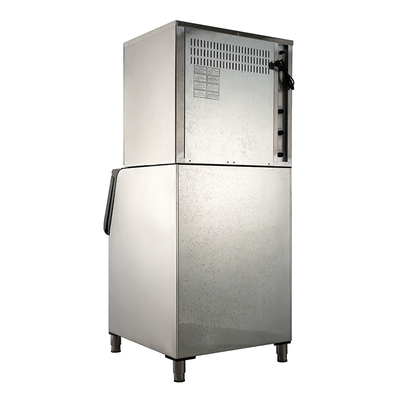 Máquina de fazer cubos de gelo com refrigerante R22 e capacidade de 300 kg/24h