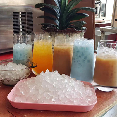 Cubo de gelo 120 kg por dia Dispensador de máquina de gelo KS-120 com água fria dos fornecedores